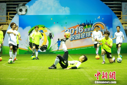 英雄联盟比分：LCK夏季赛DWG 2：0 T1，T1微博瞬间沦陷